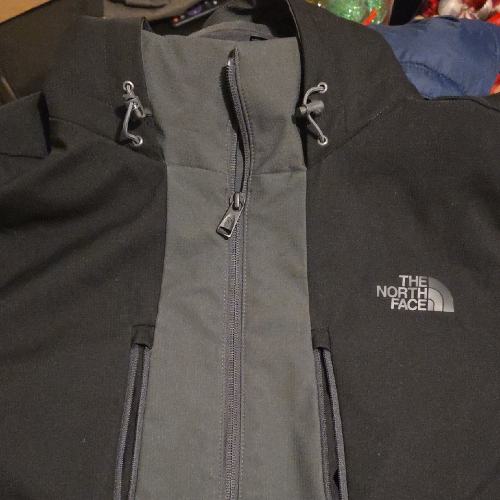 The North Face Men's Charcoal Performance Jacket